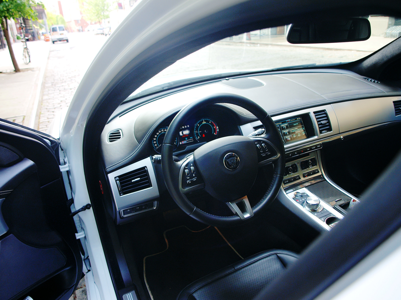Illustration for article titled The Jaguar XF Sportbrake Is So Perfect It Hurts Me A little